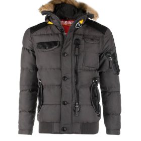 CIPO & BAXX DIVATOS FÉRFI TÉLIKABÁT CM120 KHAKI CIPO & BAXX DIVATOS FÉRFI TÉLIKABÁT CM120 KHAKI