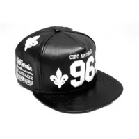 Caps